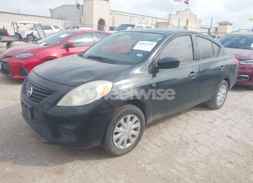 Photo 2 of 2012 Nissan Versa 1.6 S (VIN 3N1CN7APXCL824200)