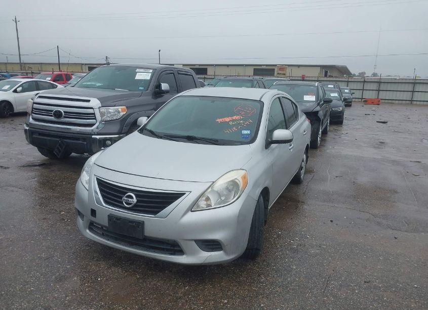 Photo 2 of 2012 Nissan Versa 1.6 SV (VIN 3N1CN7APXCL828909)