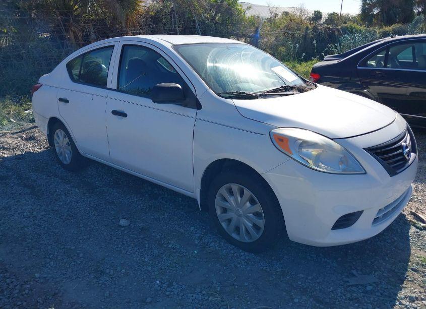 2012 Nissan Versa 1.6 S (VIN 3N1CN7APXCL853745) main photo