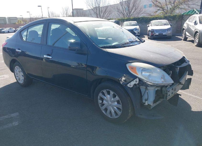 2013 Nissan Versa 1.6 SV (VIN 3N1CN7APXDL874984) main photo