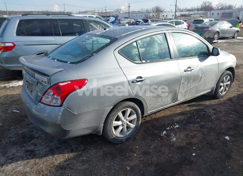 Photo 4 of 2013 Nissan Versa 1.6 SL (VIN 3N1CN7APXDL892112)