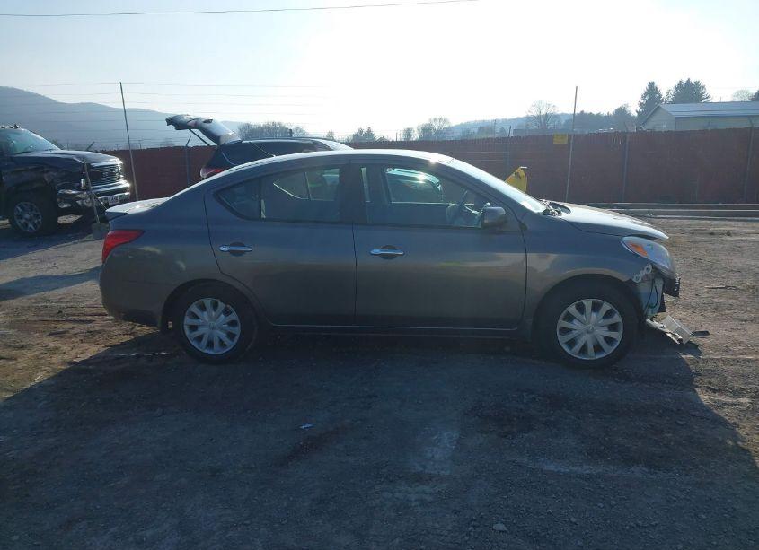 Photo 14 of 2014 Nissan Versa 1.6 S/1.6 S+/1.6 SL/1.6 SV (VIN 3N1CN7APXEK464211)