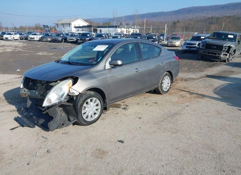 Photo 2 of 2014 Nissan Versa 1.6 S/1.6 S+/1.6 SL/1.6 SV (VIN 3N1CN7APXEK464211)