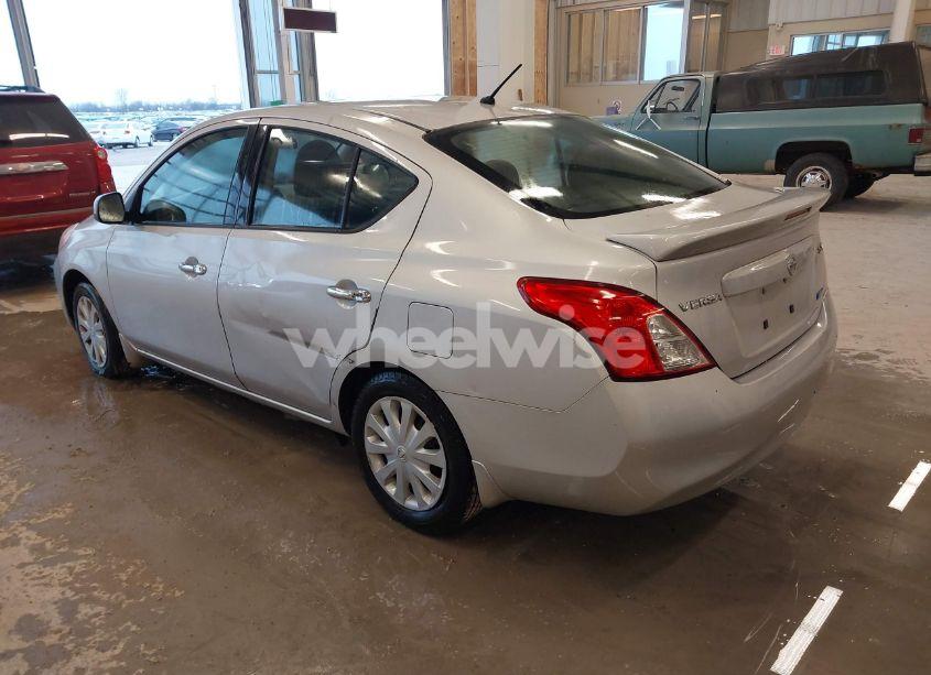 Photo 3 of 2014 Nissan Versa 1.6 SV (VIN 3N1CN7APXEL817928)