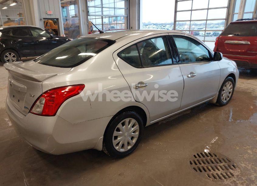 Photo 4 of 2014 Nissan Versa 1.6 SV (VIN 3N1CN7APXEL817928)
