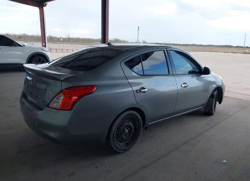 Photo 4 of 2014 Nissan Versa 1.6 SV (VIN 3N1CN7APXEL829125)