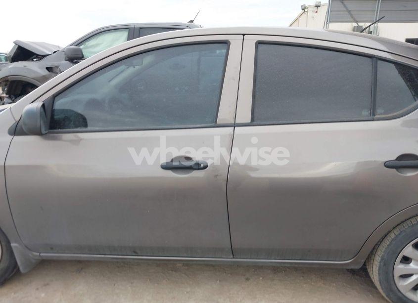 Photo 14 of 2014 Nissan Versa 1.6 S+ (VIN 3N1CN7APXEL860455)