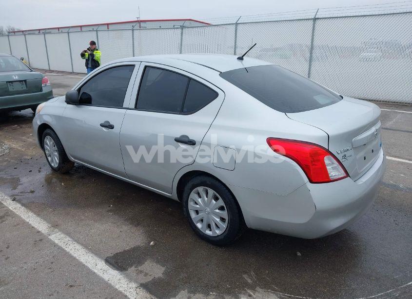 Photo 3 of 2014 Nissan Versa 1.6 S (VIN 3N1CN7APXEL860715)