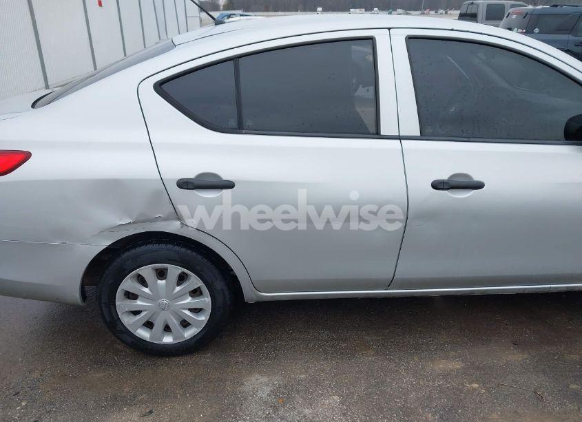 Photo 6 of 2014 Nissan Versa 1.6 S (VIN 3N1CN7APXEL860715)