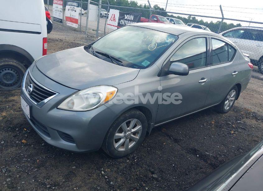 Photo 2 of 2014 Nissan Versa 1.6 SV (VIN 3N1CN7APXEL862867)