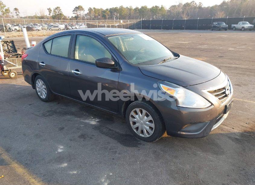 2015 Nissan Versa 1.6 S/1.6 S+/1.6 SL/1.6 SV (VIN 3N1CN7APXFL816683) main photo