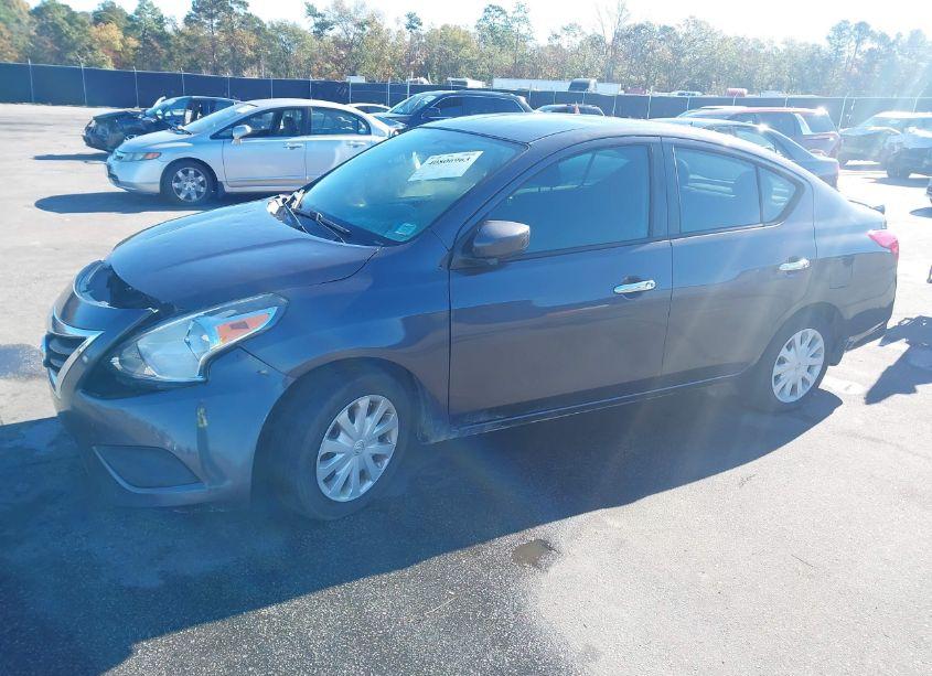 Photo 2 of 2015 Nissan Versa 1.6 SV (VIN 3N1CN7APXFL818420)