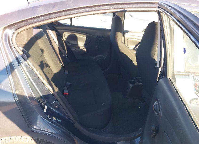 Photo 8 of 2015 Nissan Versa 1.6 S+ (VIN 3N1CN7APXFL823150)