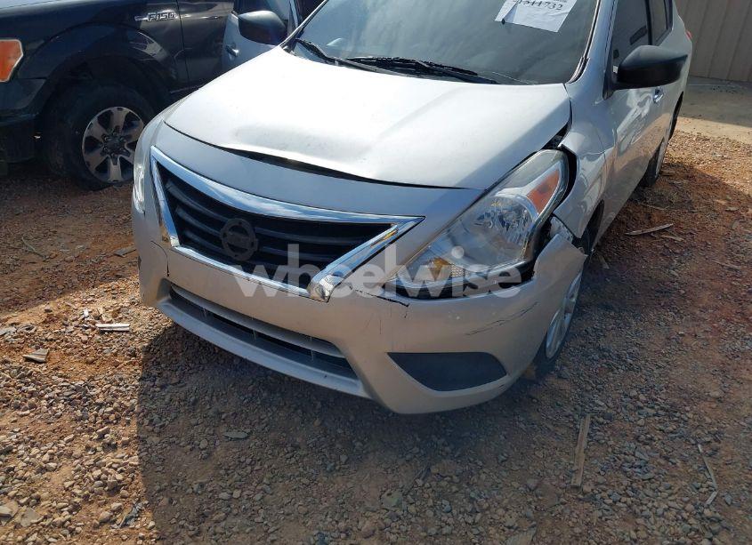 Photo 6 of 2015 Nissan Versa 1.6 SV (VIN 3N1CN7APXFL831393)