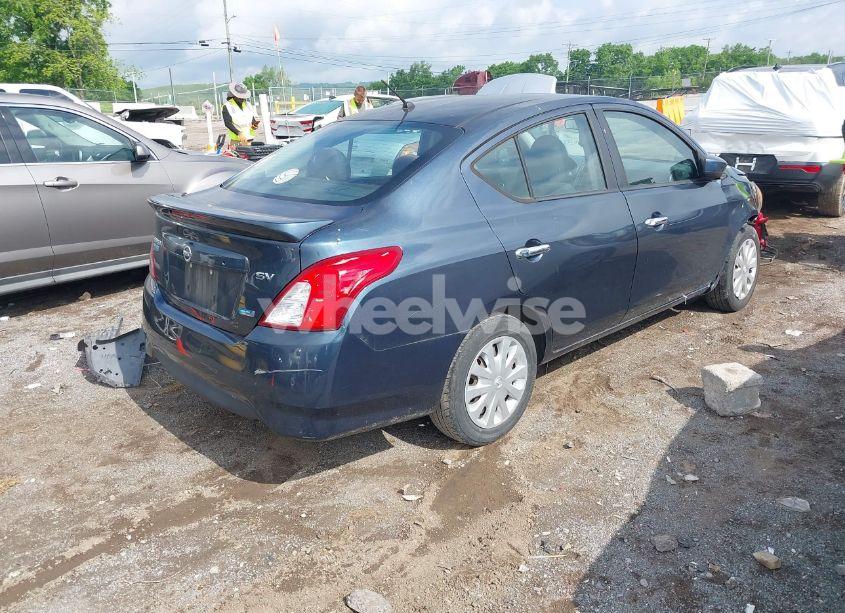 Photo 4 of 2015 Nissan Versa 1.6 S/1.6 S+/1.6 SL/1.6 SV (VIN 3N1CN7APXFL839574)