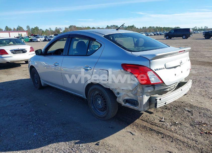 Photo 3 of 2015 Nissan Versa 1.6 SV (VIN 3N1CN7APXFL845374)