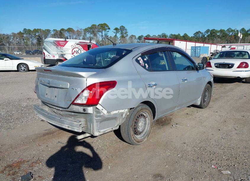 Photo 4 of 2015 Nissan Versa 1.6 SV (VIN 3N1CN7APXFL845374)