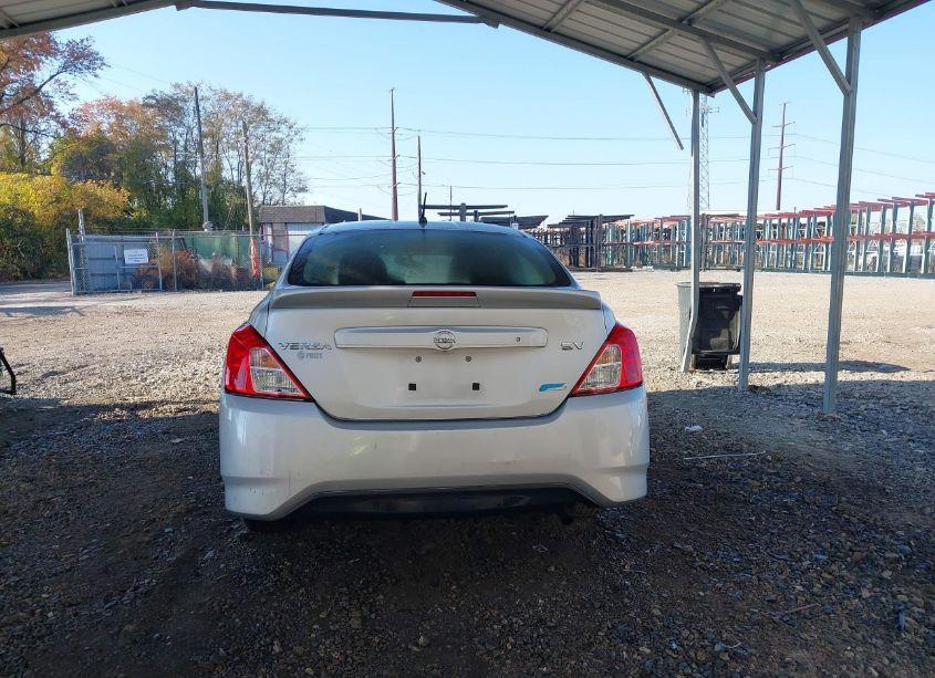 Photo 16 of 2015 Nissan Versa 1.6 SV (VIN 3N1CN7APXFL855810)