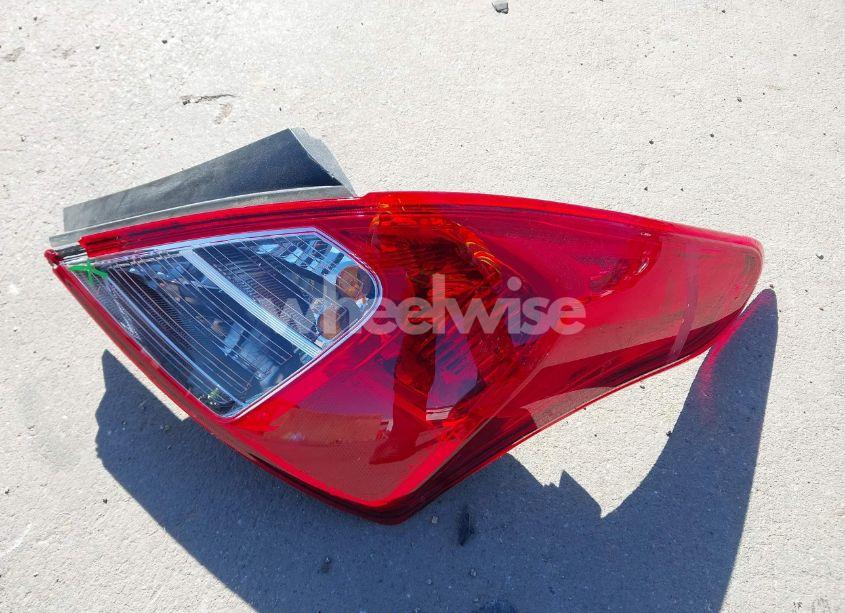 Photo 12 of 2015 Nissan Versa 1.6 SV (VIN 3N1CN7APXFL864555)