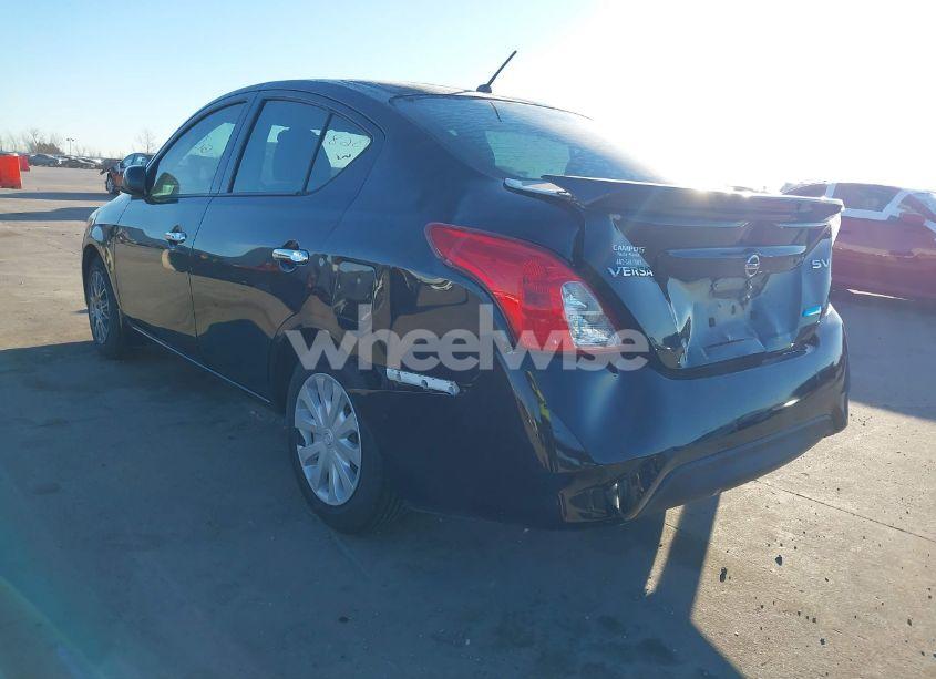 Photo 3 of 2015 Nissan Versa 1.6 SV (VIN 3N1CN7APXFL864555)