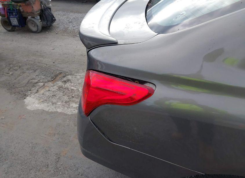 Photo 18 of 2015 Nissan Versa 1.6 SV (VIN 3N1CN7APXFL894574)