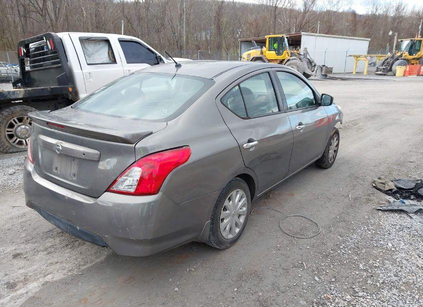 Photo 4 of 2015 Nissan Versa 1.6 SV (VIN 3N1CN7APXFL894574)