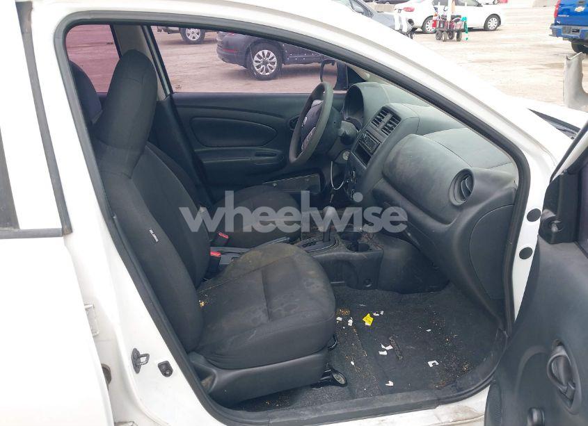 Photo 5 of 2015 Nissan Versa 1.6 S (VIN 3N1CN7APXFL909879)