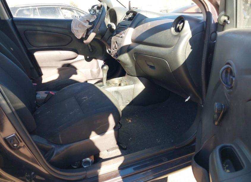 Photo 5 of 2015 Nissan Versa S/S PLUS/SV/SL (VIN 3N1CN7APXFL922020)