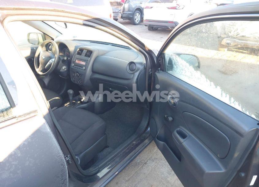 Photo 5 of 2015 Nissan Versa 1.6 S+ (VIN 3N1CN7APXFL927850)
