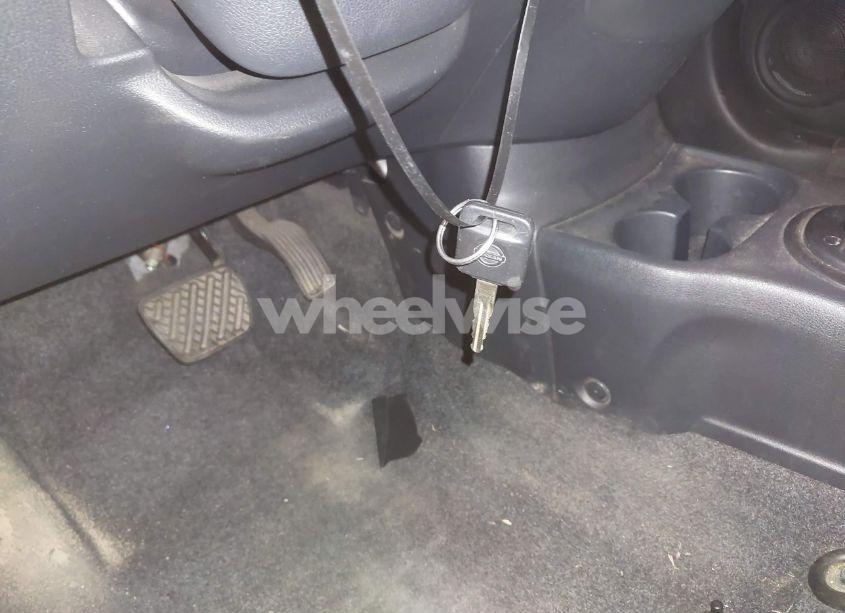 Photo 11 of 2015 Nissan Versa 1.6 S (VIN 3N1CN7APXFL930201)