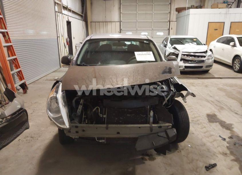 Photo 13 of 2015 Nissan Versa 1.6 S (VIN 3N1CN7APXFL930201)