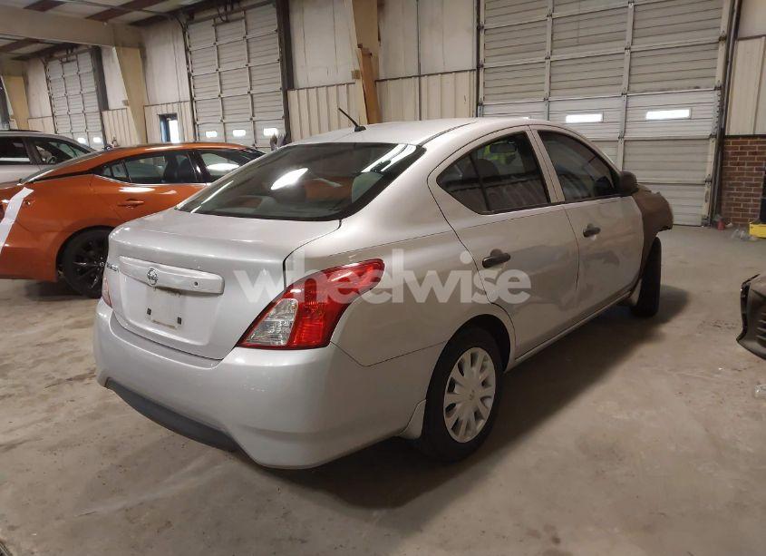Photo 4 of 2015 Nissan Versa 1.6 S (VIN 3N1CN7APXFL930201)