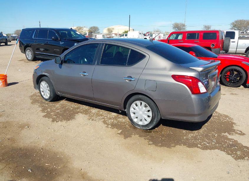 Photo 3 of 2016 Nissan Versa (VIN 3N1CN7APXGL805460)
