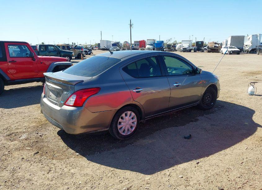 Photo 4 of 2016 Nissan Versa (VIN 3N1CN7APXGL805460)