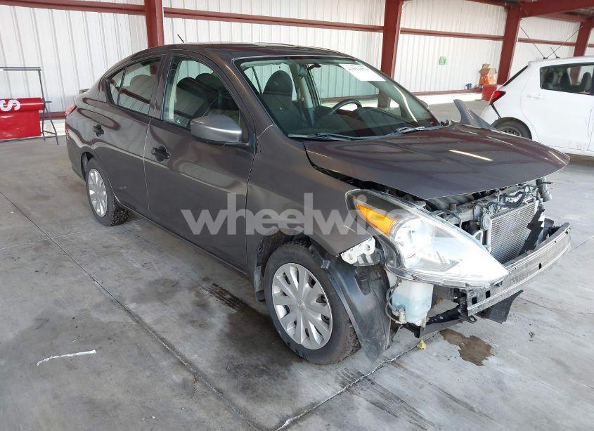 2016 Nissan Versa 1.6 S+ (VIN 3N1CN7APXGL816717) main photo