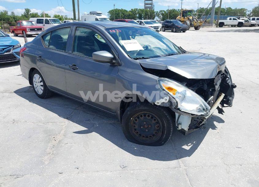 2016 Nissan Versa 1.6 S (VIN 3N1CN7APXGL834974) main photo