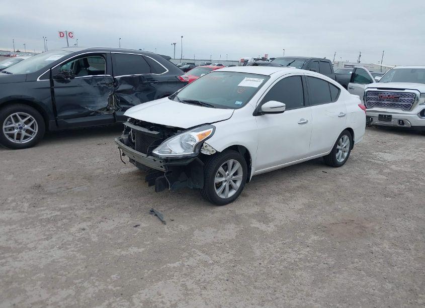 Photo 2 of 2016 Nissan Versa 1.6 SL (VIN 3N1CN7APXGL872477)