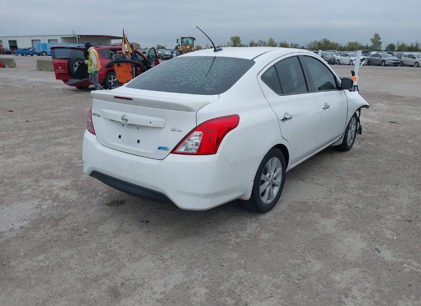 Photo 4 of 2016 Nissan Versa 1.6 SL (VIN 3N1CN7APXGL872477)