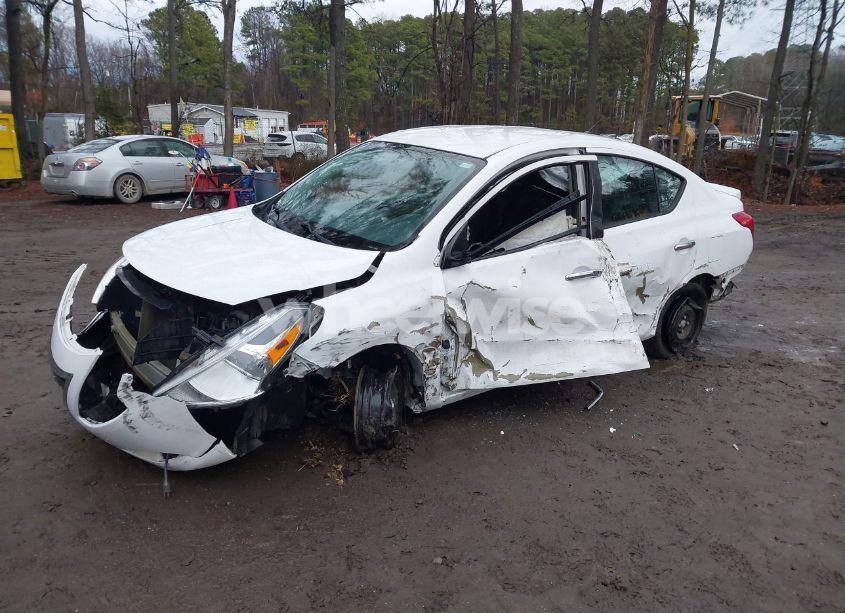 Photo 2 of 2016 Nissan Versa 1.6 S/1.6 S+/1.6 SL/1.6 SV (VIN 3N1CN7APXGL879574)