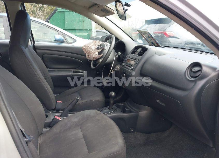 Photo 5 of 2016 Nissan Versa 1.6 S (VIN 3N1CN7APXGL883043)