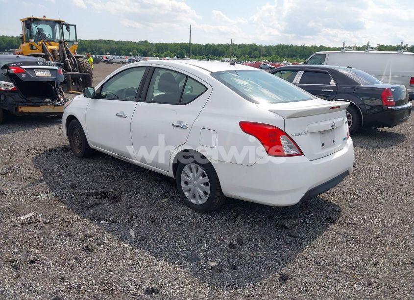 Photo 3 of 2016 Nissan Versa (VIN 3N1CN7APXGL886461)