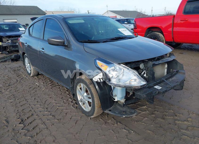 2016 Nissan Versa 1.6 SV (VIN 3N1CN7APXGL911973) main photo