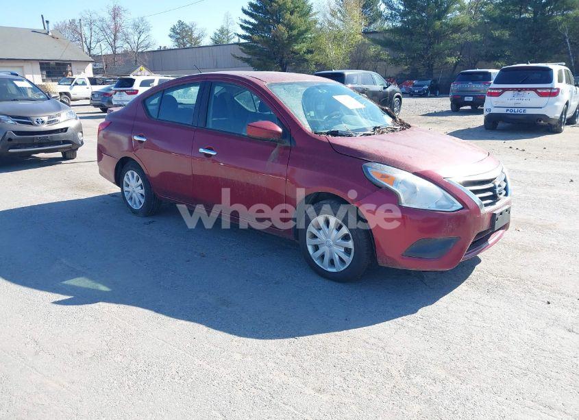 2017 Nissan Versa 1.6 SV (VIN 3N1CN7APXHK438180) main photo