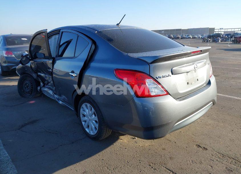Photo 3 of 2017 Nissan Versa 1.6 SV (VIN 3N1CN7APXHL846916)