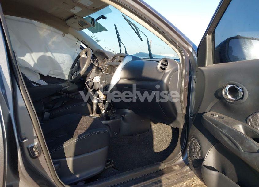 Photo 5 of 2017 Nissan Versa 1.6 SV (VIN 3N1CN7APXHL846916)