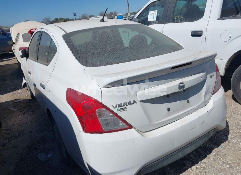 Photo 3 of 2017 Nissan Versa 1.6 SV (VIN 3N1CN7APXHL847242)