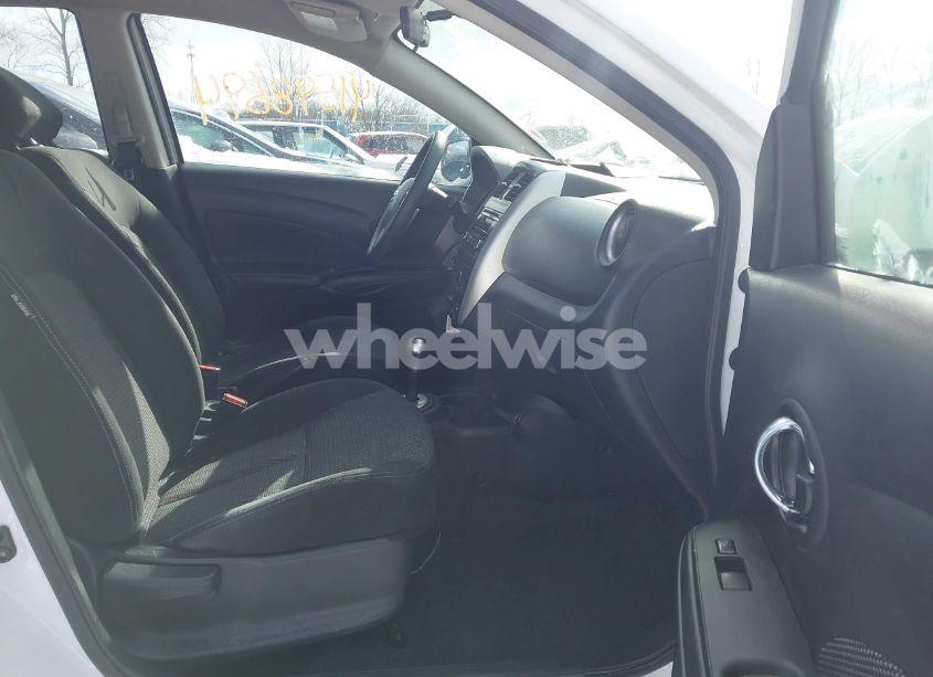 Photo 5 of 2018 Nissan Versa 1.6 SV (VIN 3N1CN7APXJK407436)