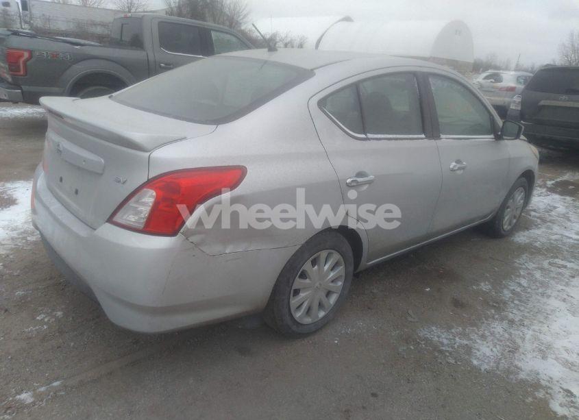 Photo 4 of 2018 Nissan Versa 1.6 SV (VIN 3N1CN7APXJK438783)