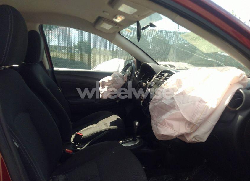 Photo 5 of 2018 Nissan Versa 1.6 SV (VIN 3N1CN7APXJL812870)