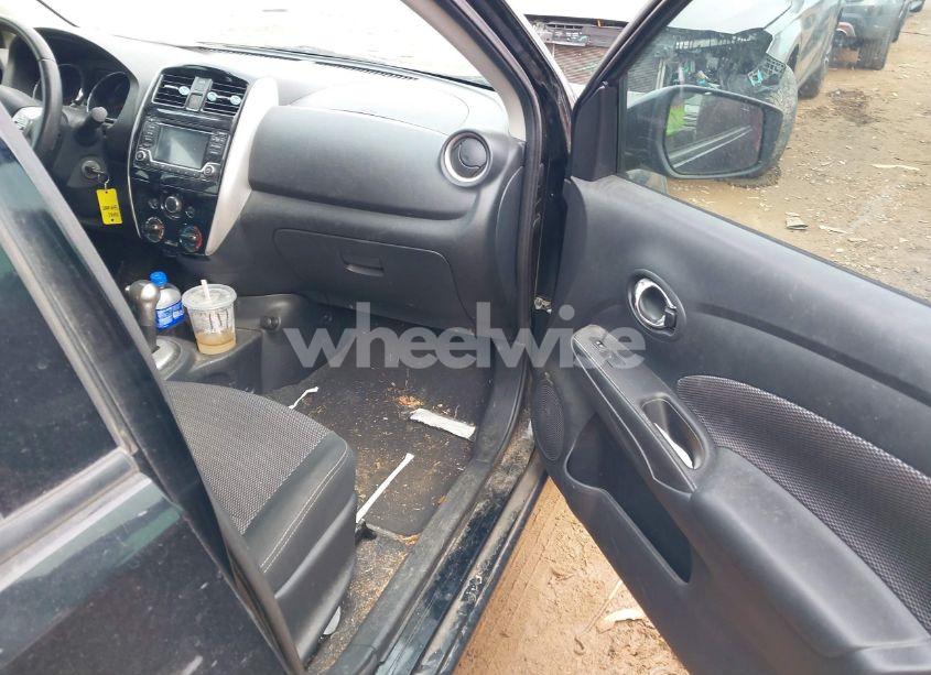 Photo 5 of 2018 Nissan Versa 1.6 SV (VIN 3N1CN7APXJL844492)